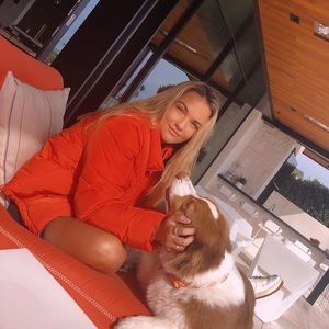 Meet your Posher, Savannah